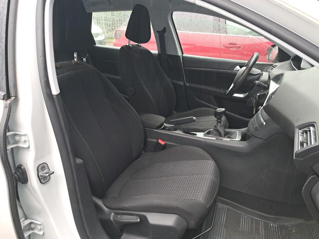Peugeot 308 SW BlueHDi 130ch S&S BVM6 Active Business 2021