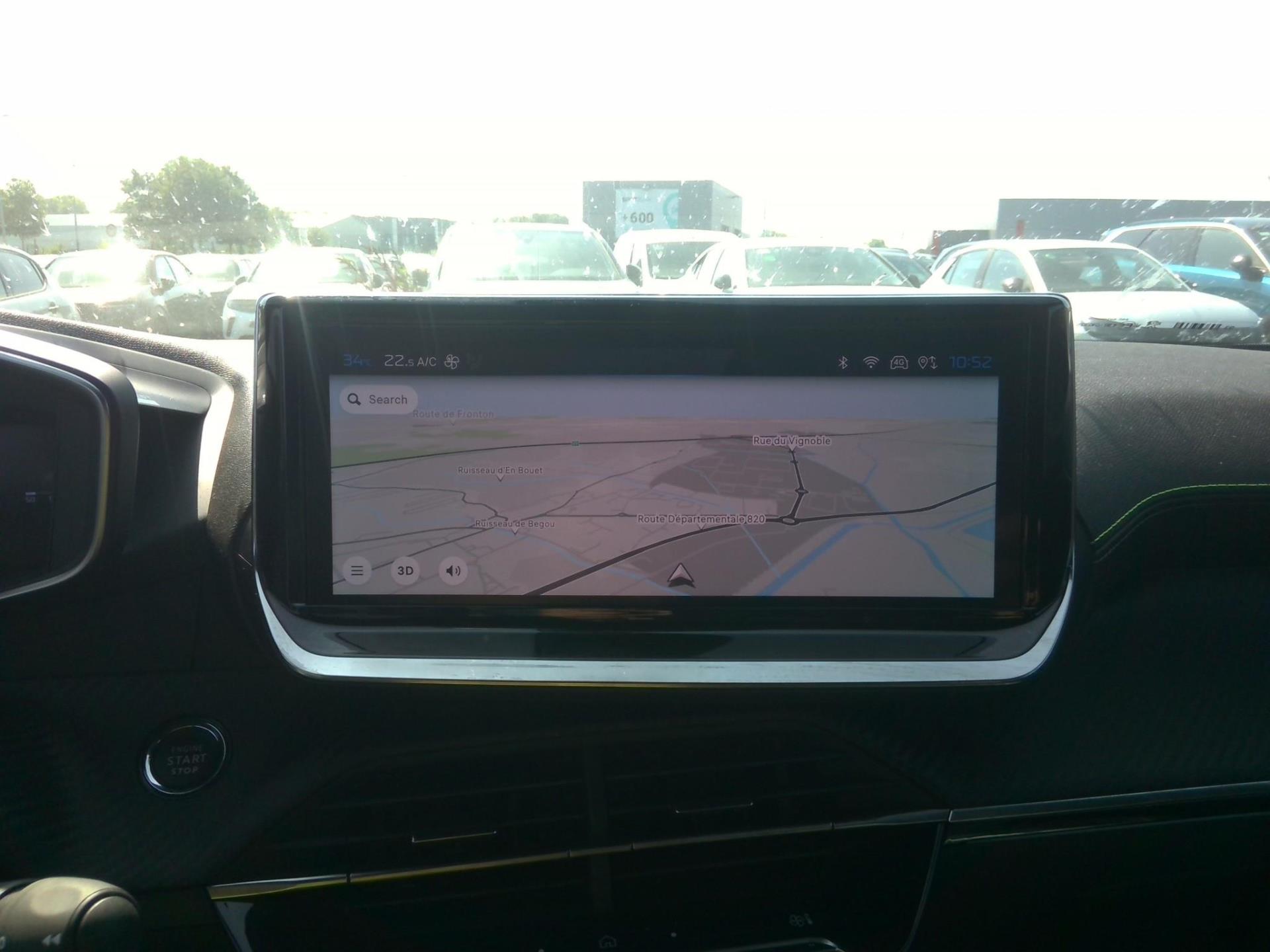 Peugeot 2008 Hybrid 136 e-DCS6 GT 2025