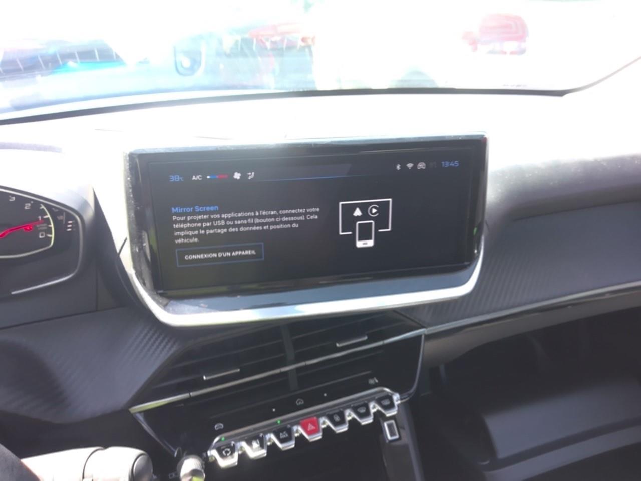 Foto Peugeot 208 8