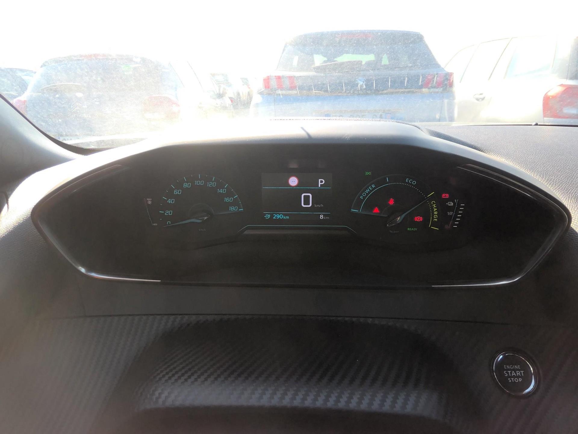 Peugeot 2008 Electrique 136 ch Allure 2023