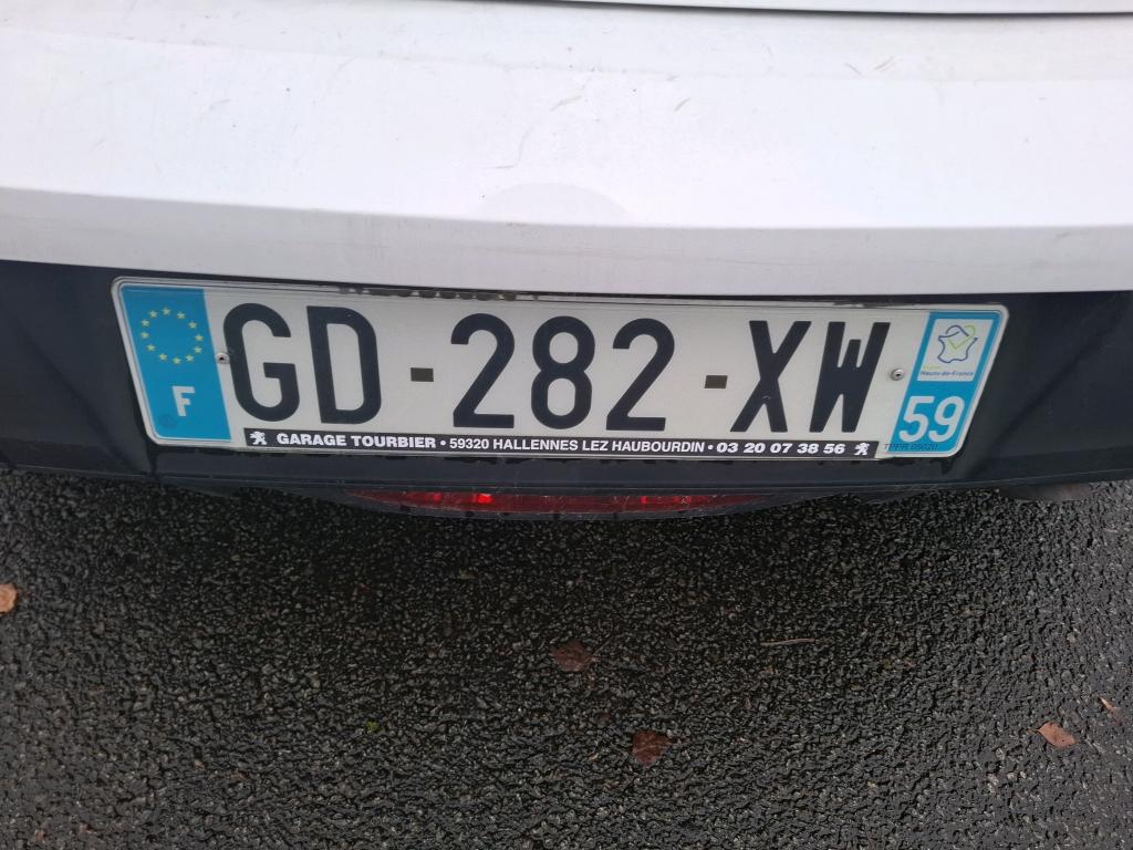 Peugeot 208 BLUEHDI 100 S&S BVM6 PREMIUM 2021