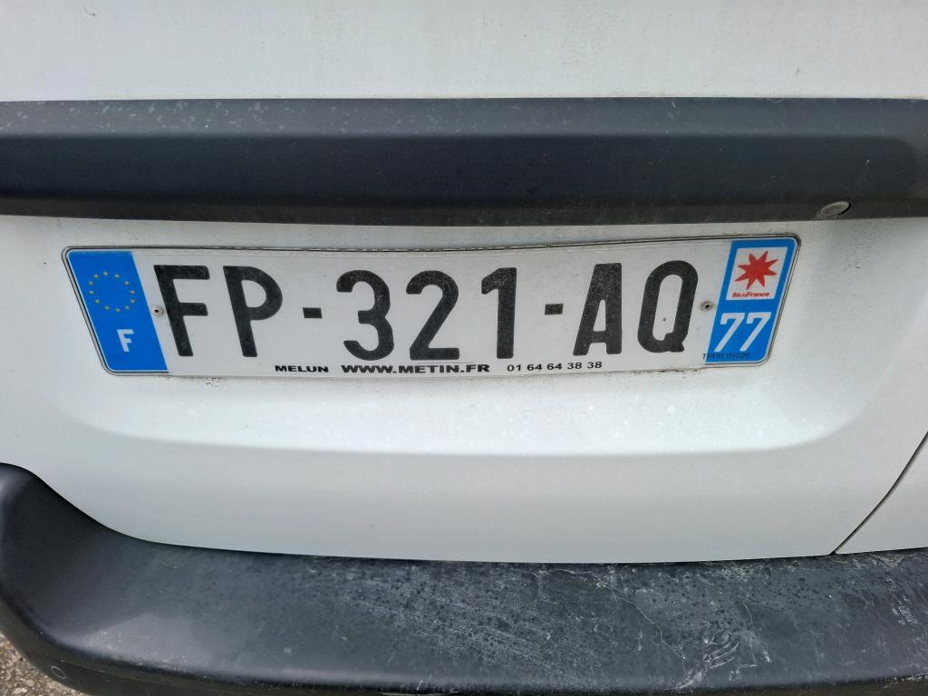 Peugeot EXPERT FGN TOLE STANDARD 2.0  BLUEHDI 120 S&S BVM6 PREMIUM 2020