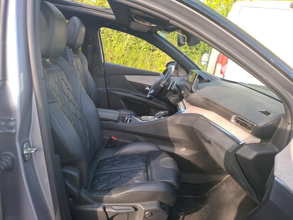 Peugeot 3008 Hybrid4 300 e-EAT8 GT 2022