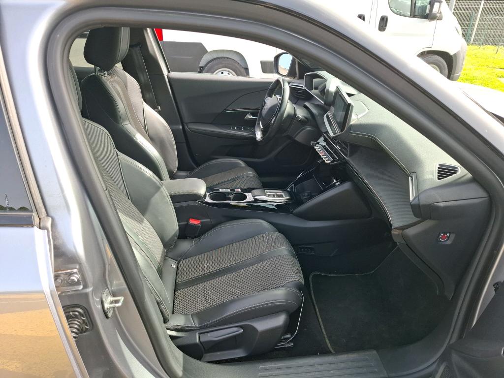 Peugeot 2008 Electrique 136 ch GT 2022
