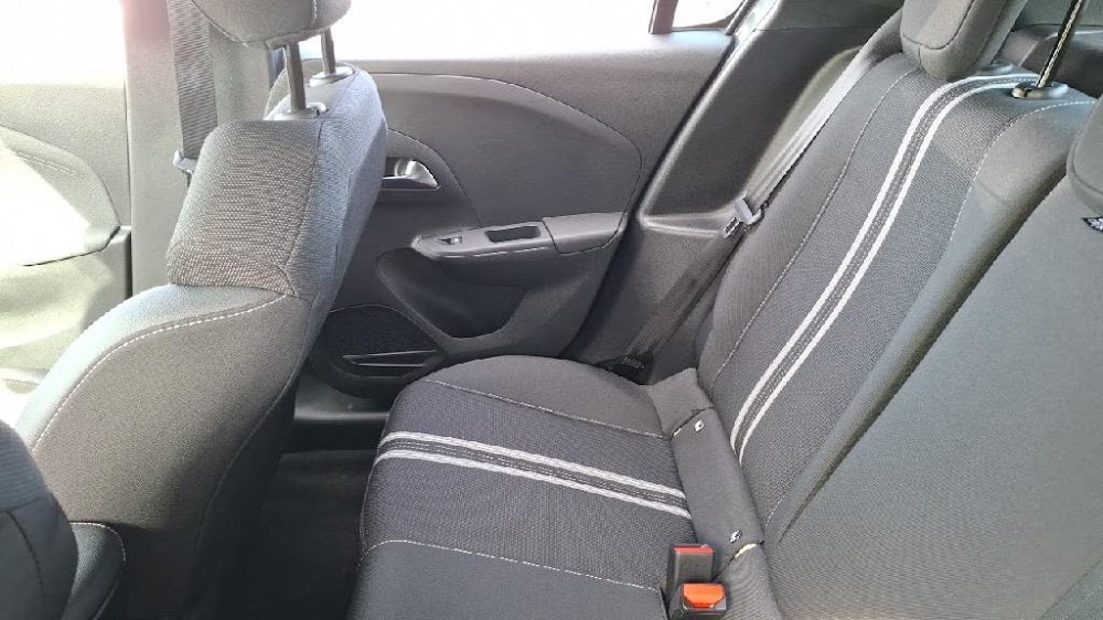 Foto Opel Corsa 16
