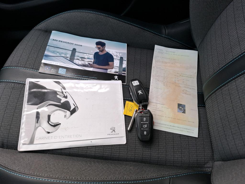 Peugeot 2008 BlueHDi 130 S&S EAT8 Allure Business 2021