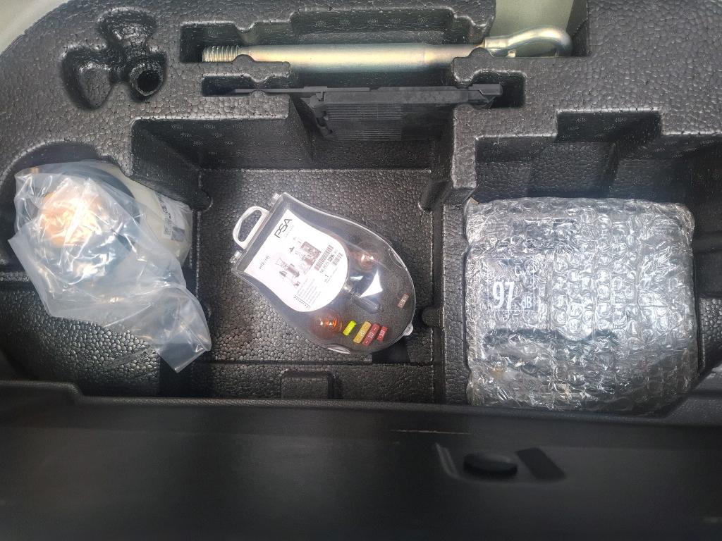 Peugeot 208 Electrique 50 kWh 136ch Active Business 2022