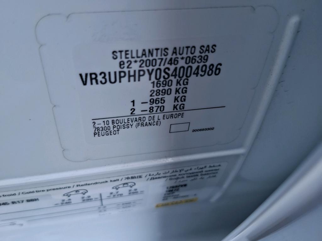 Peugeot 208 Hybrid 136 e-DCS6 GT 2025