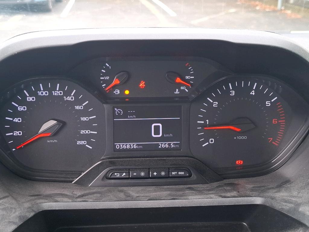 Peugeot PARTNER FOURGON LONG 950 KG BLUEHDI 100 S&S BVM6 ASPHALT 2022