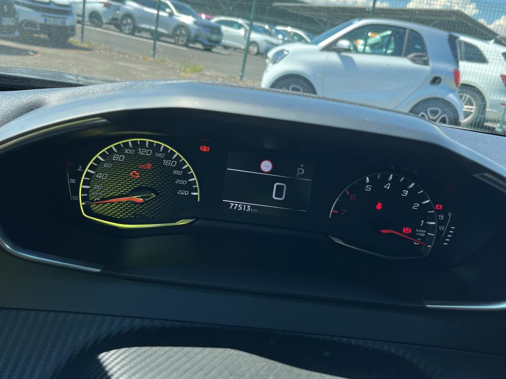 Peugeot 2008 BlueHDi 130 S&S EAT8 Allure 2021
