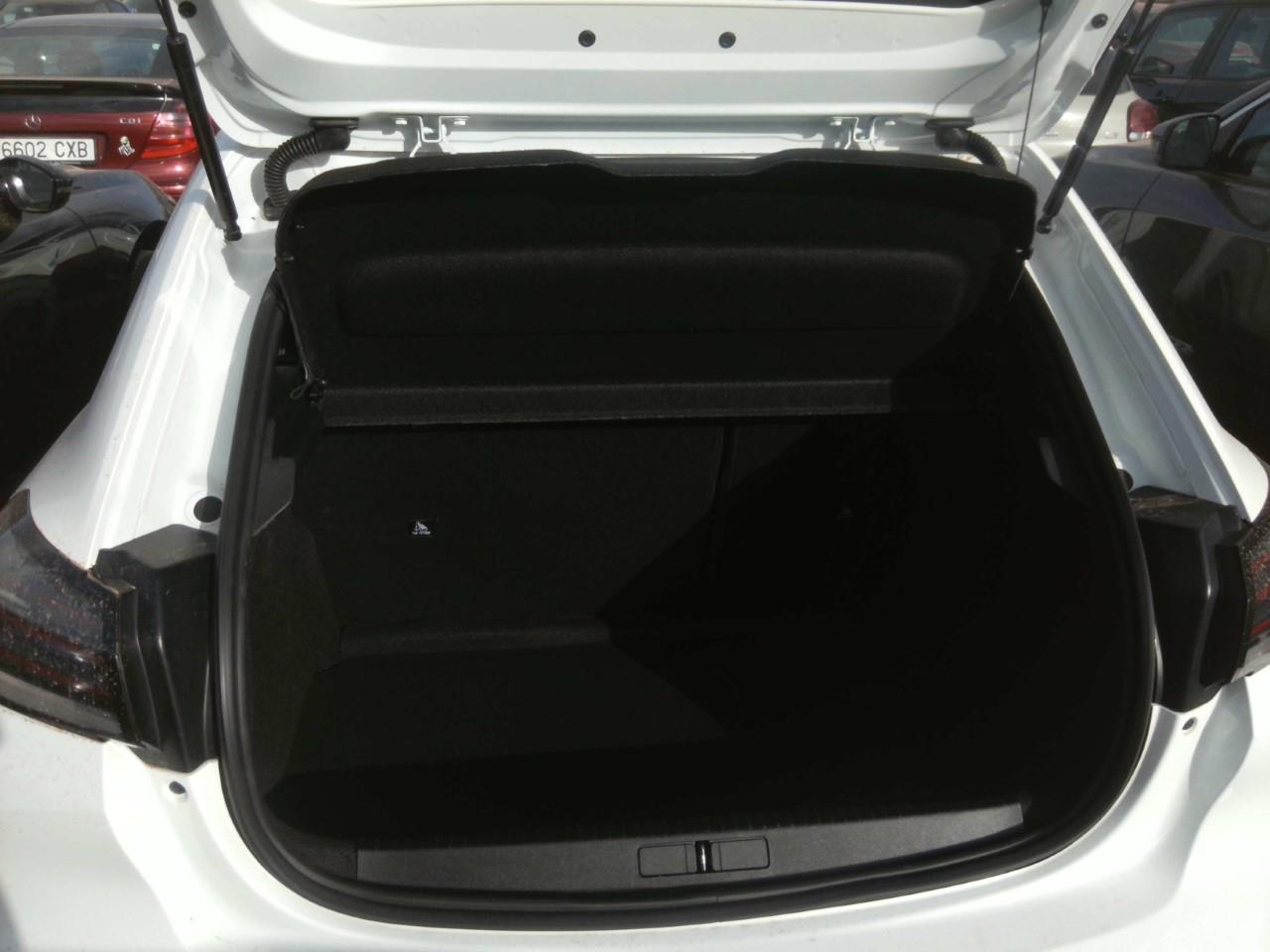 Foto Peugeot 208 15