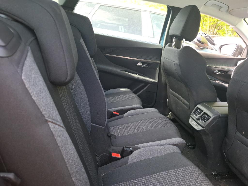 Peugeot 5008 PureTech 130ch S&S EAT8 Active Pack 2023