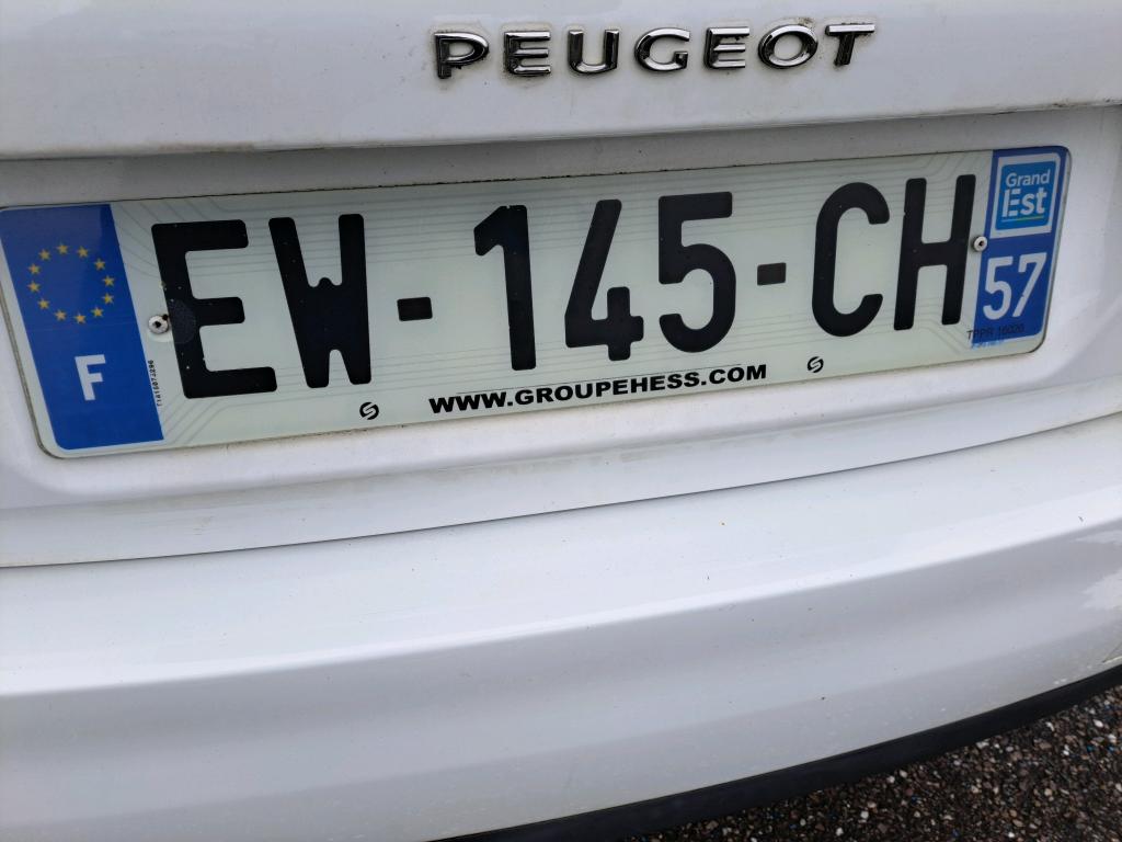 Peugeot 308 1.6 BlueHDi 100ch S&S BVM5 Access 2018