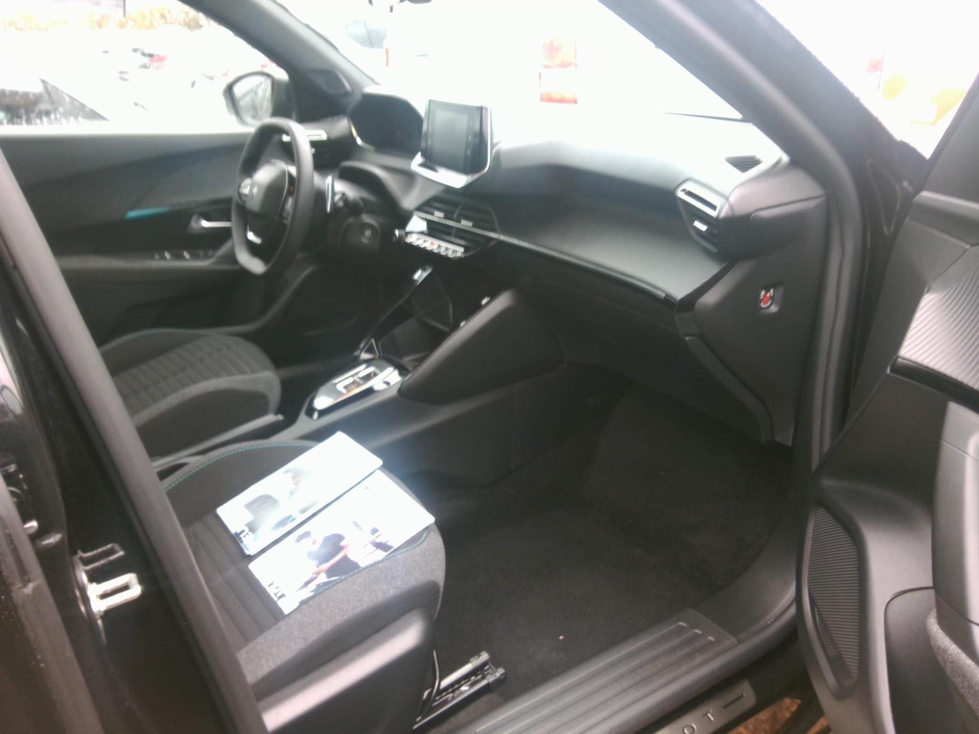Peugeot 2008 PureTech 130 S&S EAT8 Style 2023