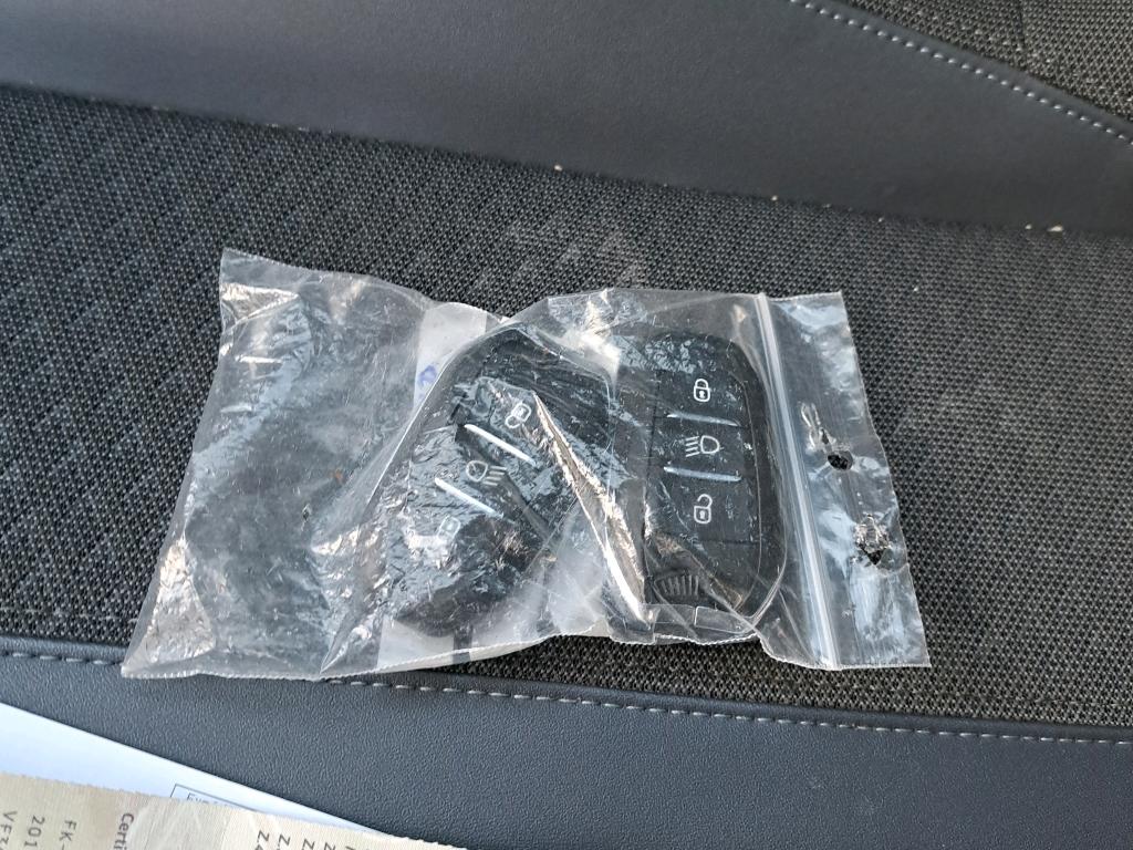 Peugeot 2008 BlueHDi 130 S&S EAT8 Allure 2020