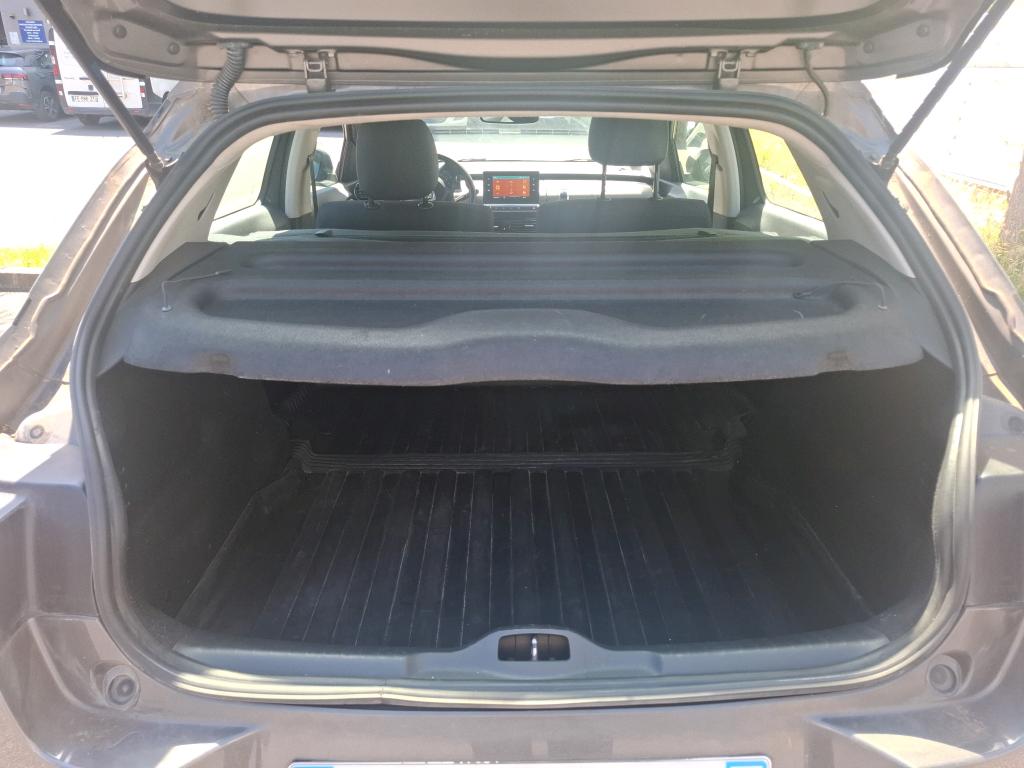 Citroen C4 CACTUS SOCIETE BLUEHDI 120 S&S EAT6 FEEL NAV 2020