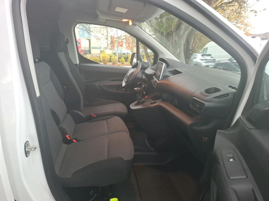 Peugeot PARTNER FOURGON LONG 950 KG BLUEHDI 100 S&S BVM6 PREMIUM 2022