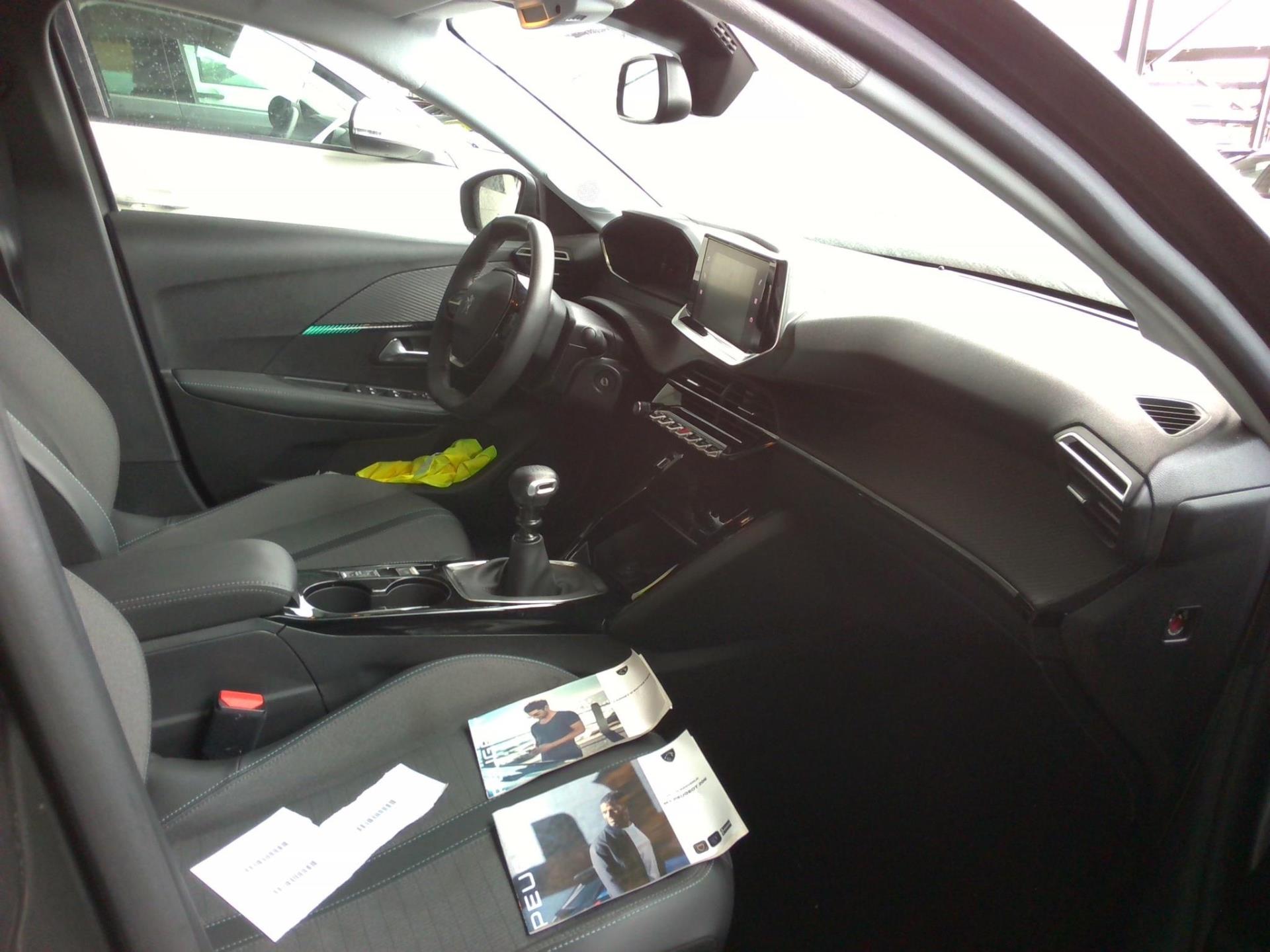 Peugeot 208 PureTech 100 S&S BVM6 Allure 2023