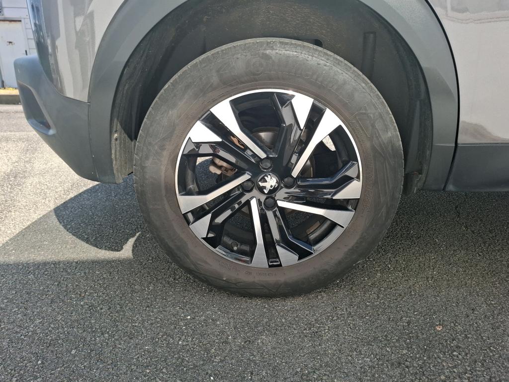 Peugeot 2008 BlueHDi 130 S&S EAT8 Allure 2022