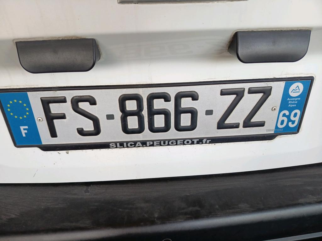 Peugeot PARTNER FOURGON STANDARD 1000 KG BLUEHDI 100 S&S BVM5 ASPHALT 2020