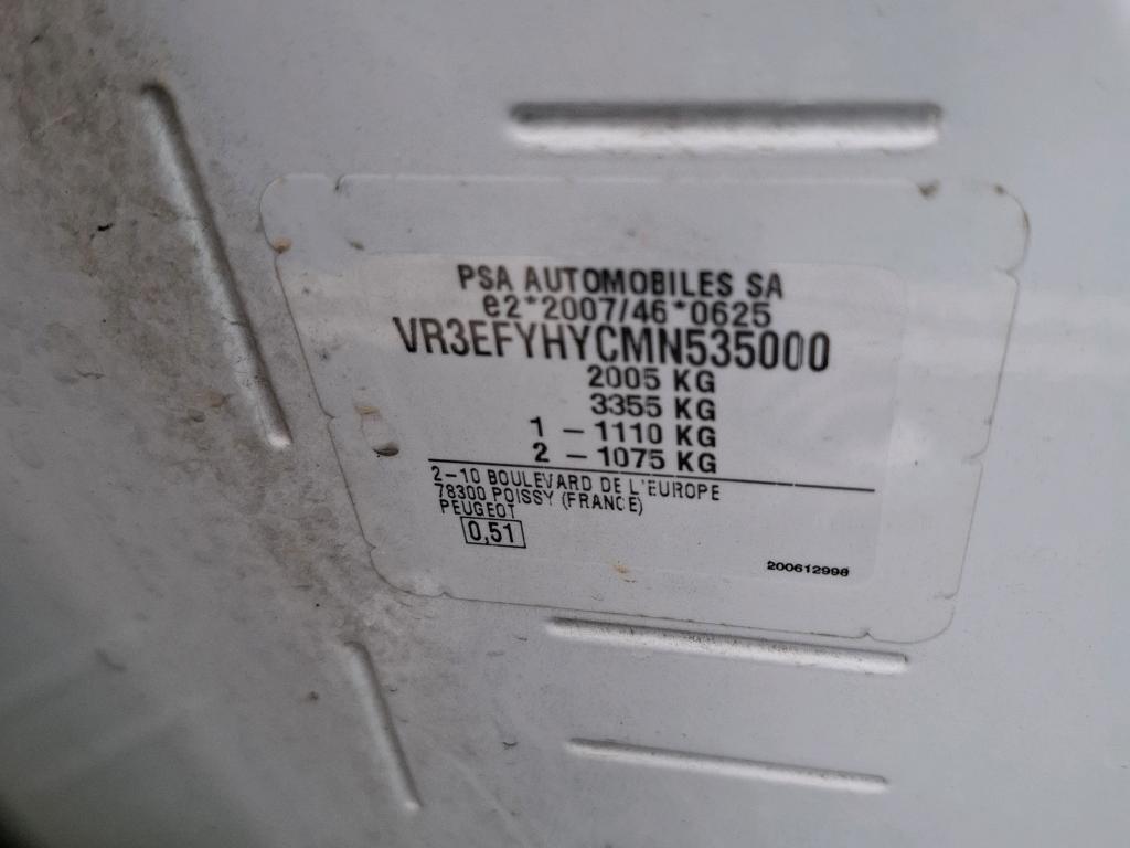 Peugeot PARTNER FOURGON STANDARD 650 KG BLUEHDI 100 S&S BVM5 PREMIUM 2021