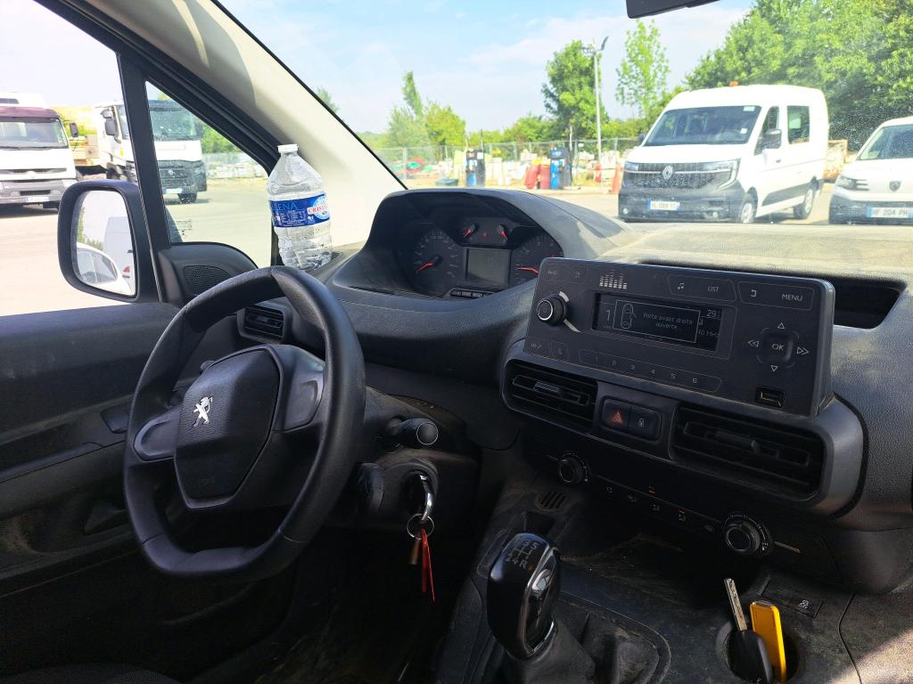 Peugeot PARTNER FOURGON STANDARD 650 KG BLUEHDI 100 S&S BVM5 PREMIUM 2020