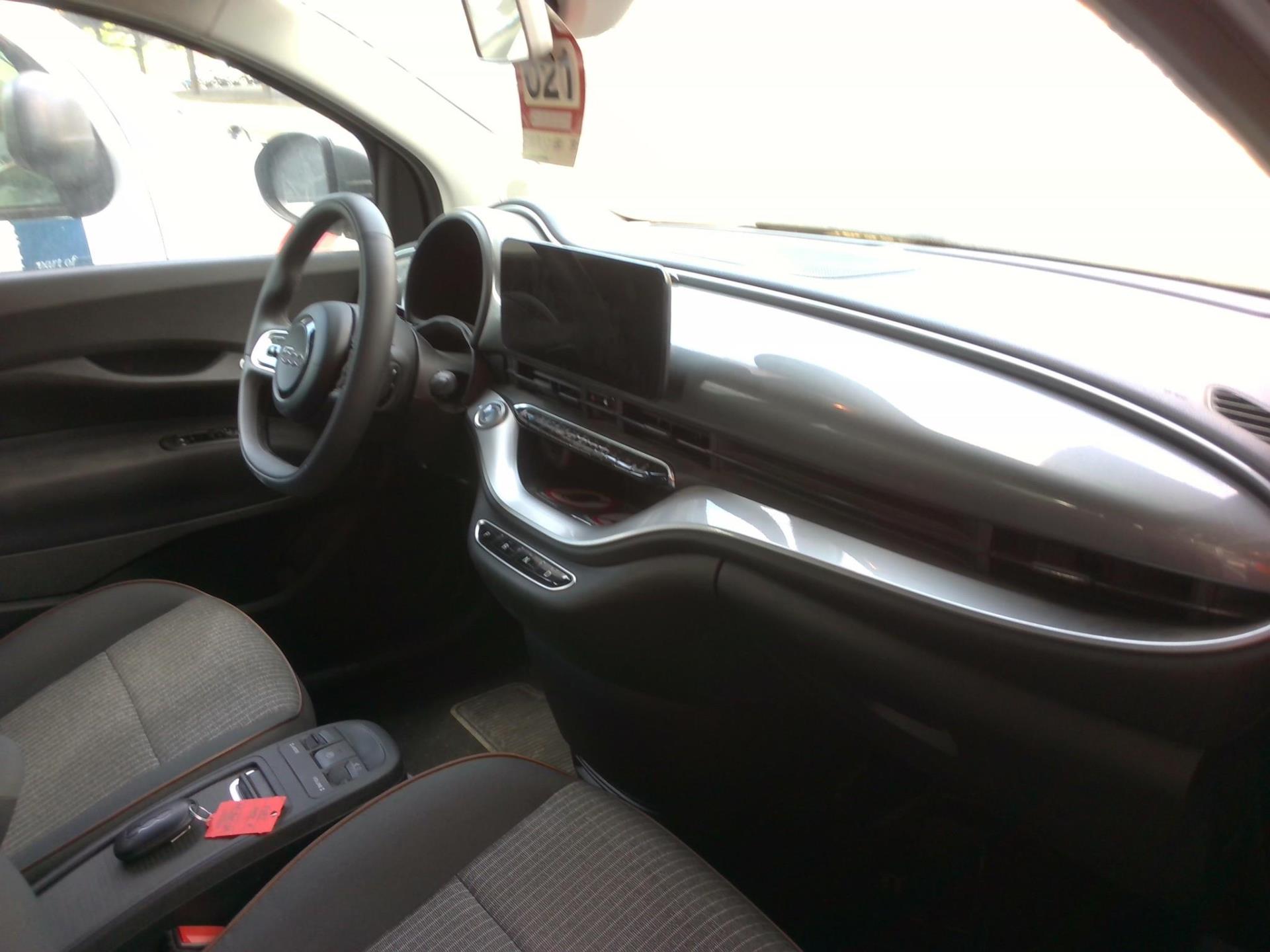 FIAT 500E 