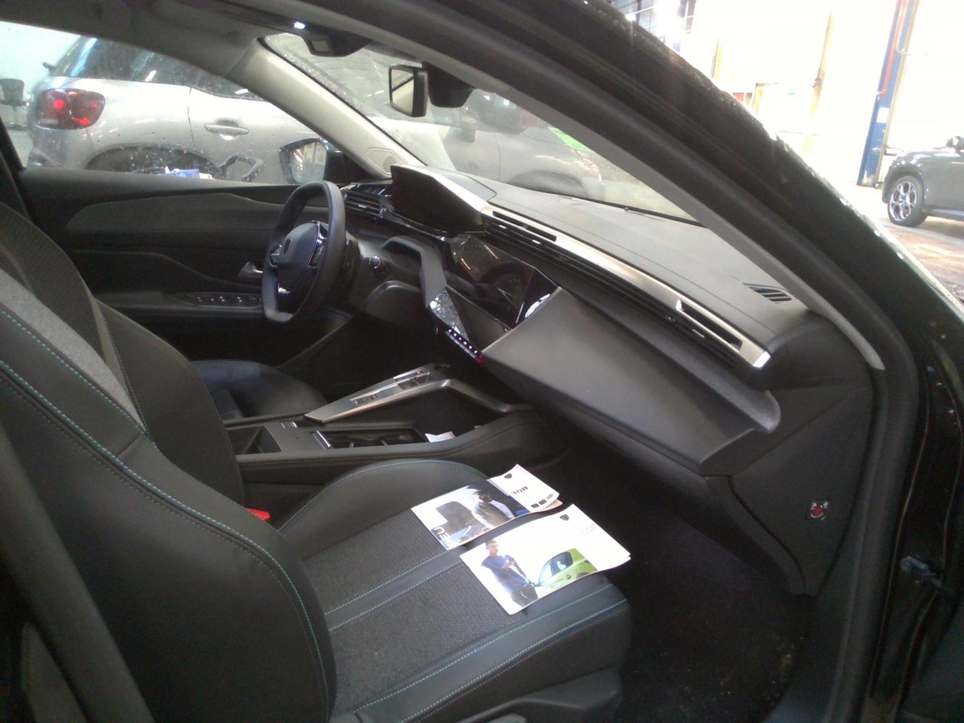 Peugeot 308 SW PHEV 180 e-EAT8 Allure 2024