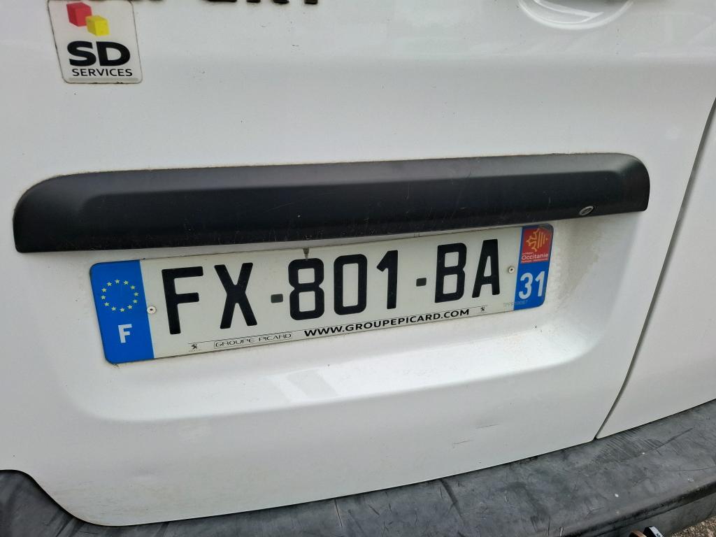 Peugeot EXPERT FGN TOLE STANDARD 2.0 BLUEHDI 120 S&S BVM6 ASPHALT 2021