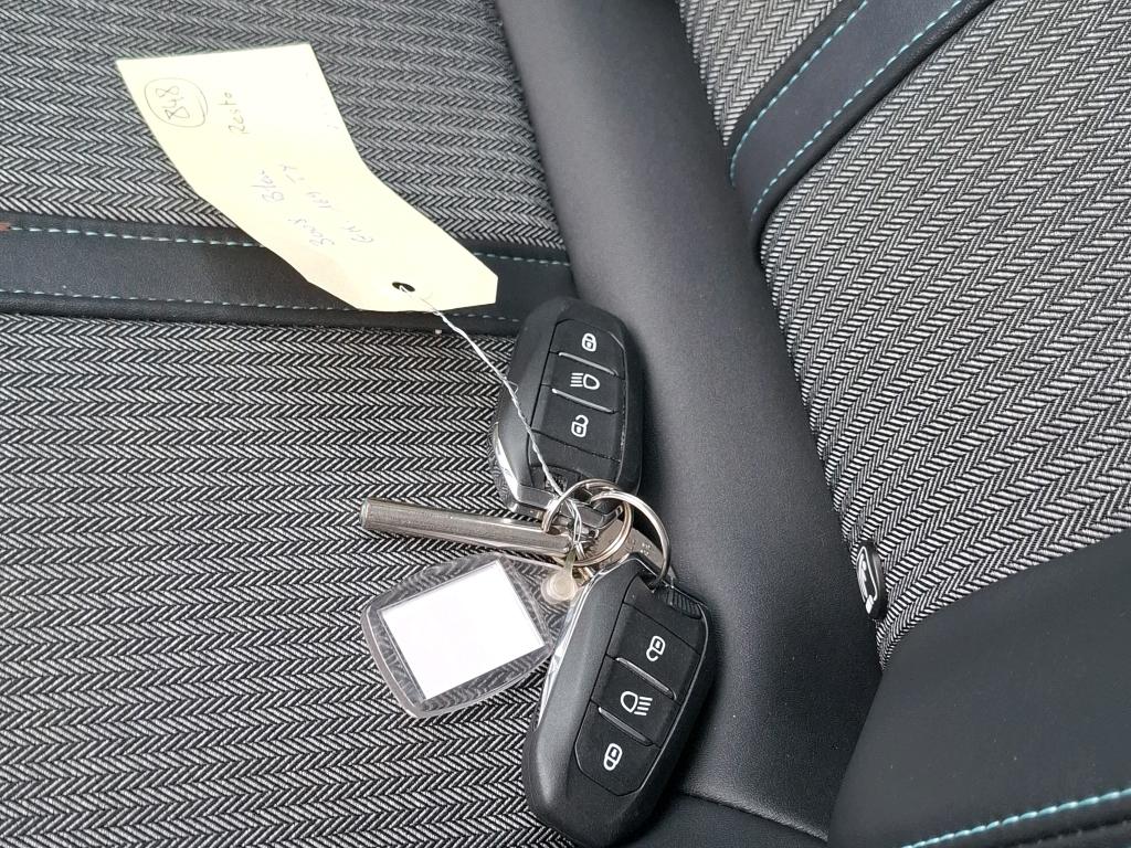 Peugeot 3008 PureTech 130ch S&S BVM6 Allure Pack 2022