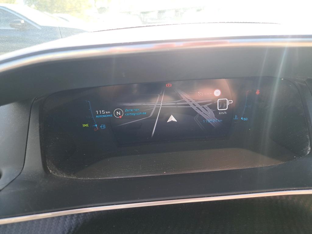 Peugeot 2008 PureTech 130 S&S EAT8 Allure Pack 2022