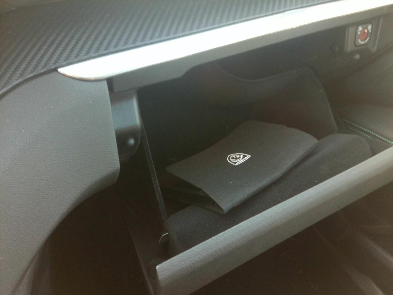 Foto Peugeot 3008 Plug-in Hybrid 10