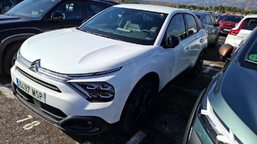 Foto Citroën C4 X 8