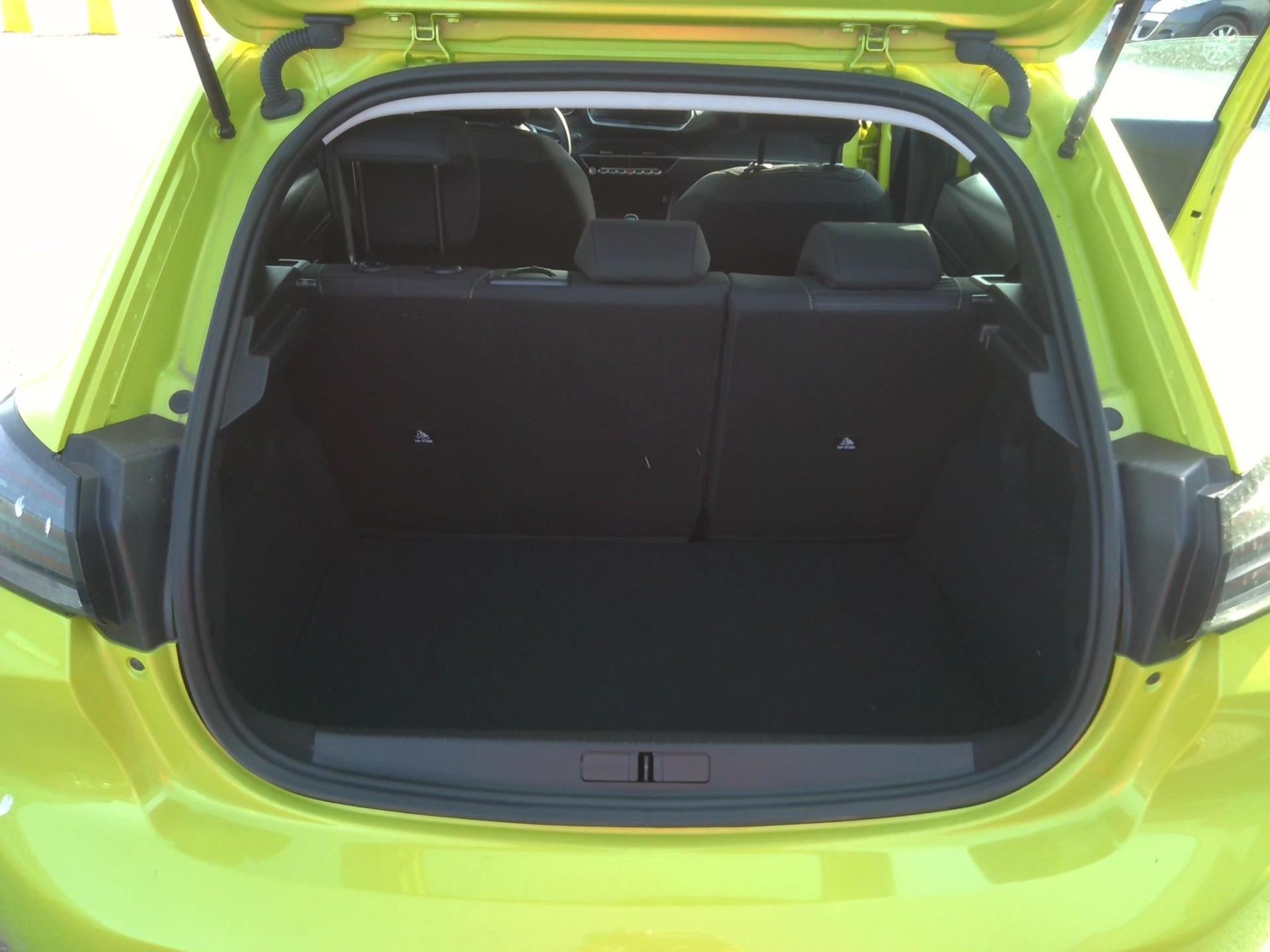 Peugeot 208 PureTech 100 S&S BVM6 Active 2024