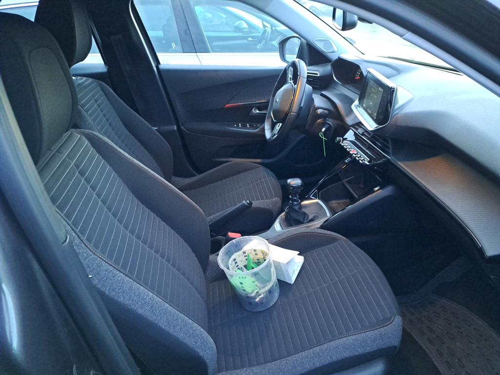 Peugeot 2008 PureTech 130 S&S BVM6 Active Pack 2022