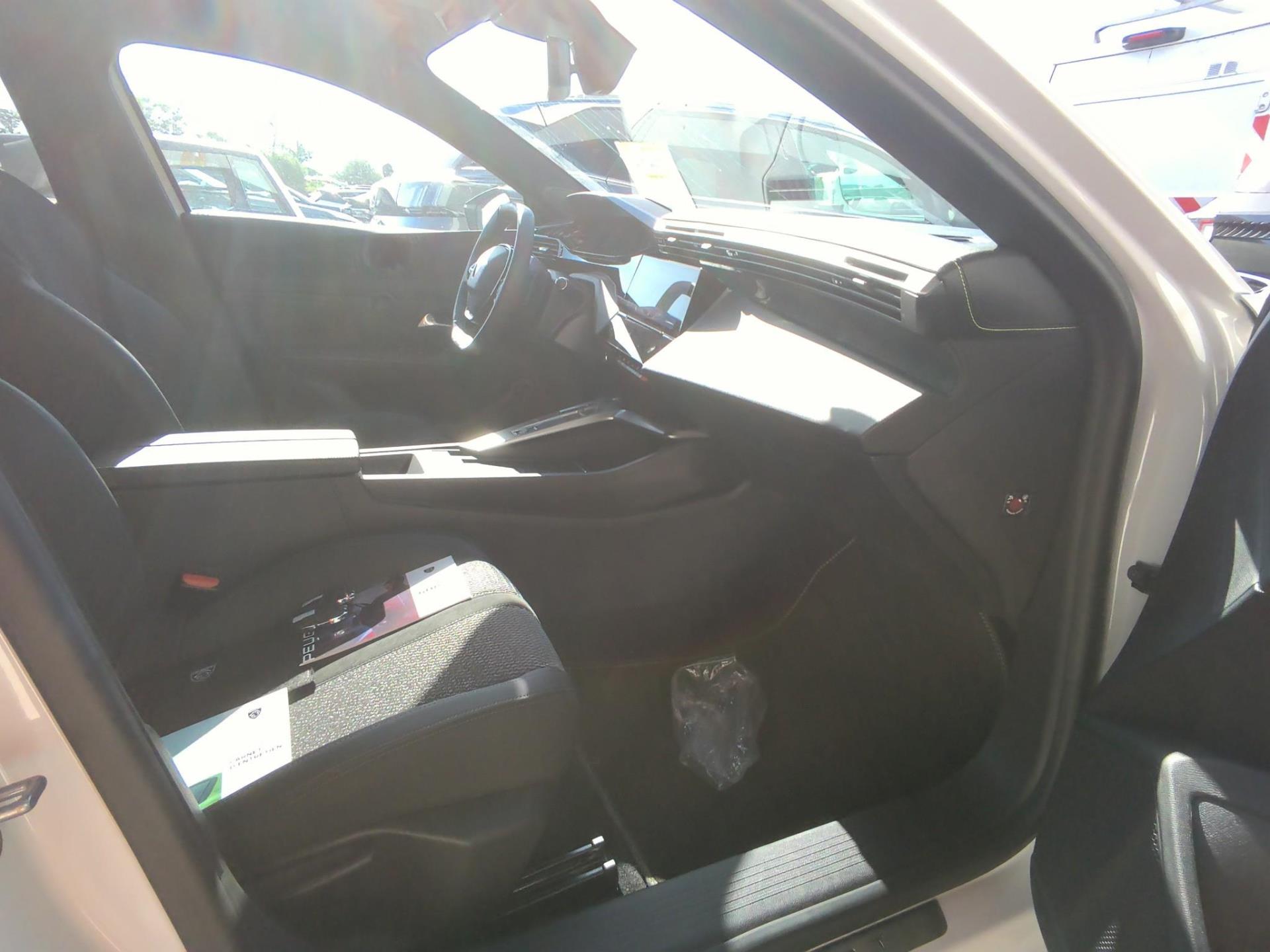 Peugeot 408 Hybrid 145 e-DCS6 GT 2026