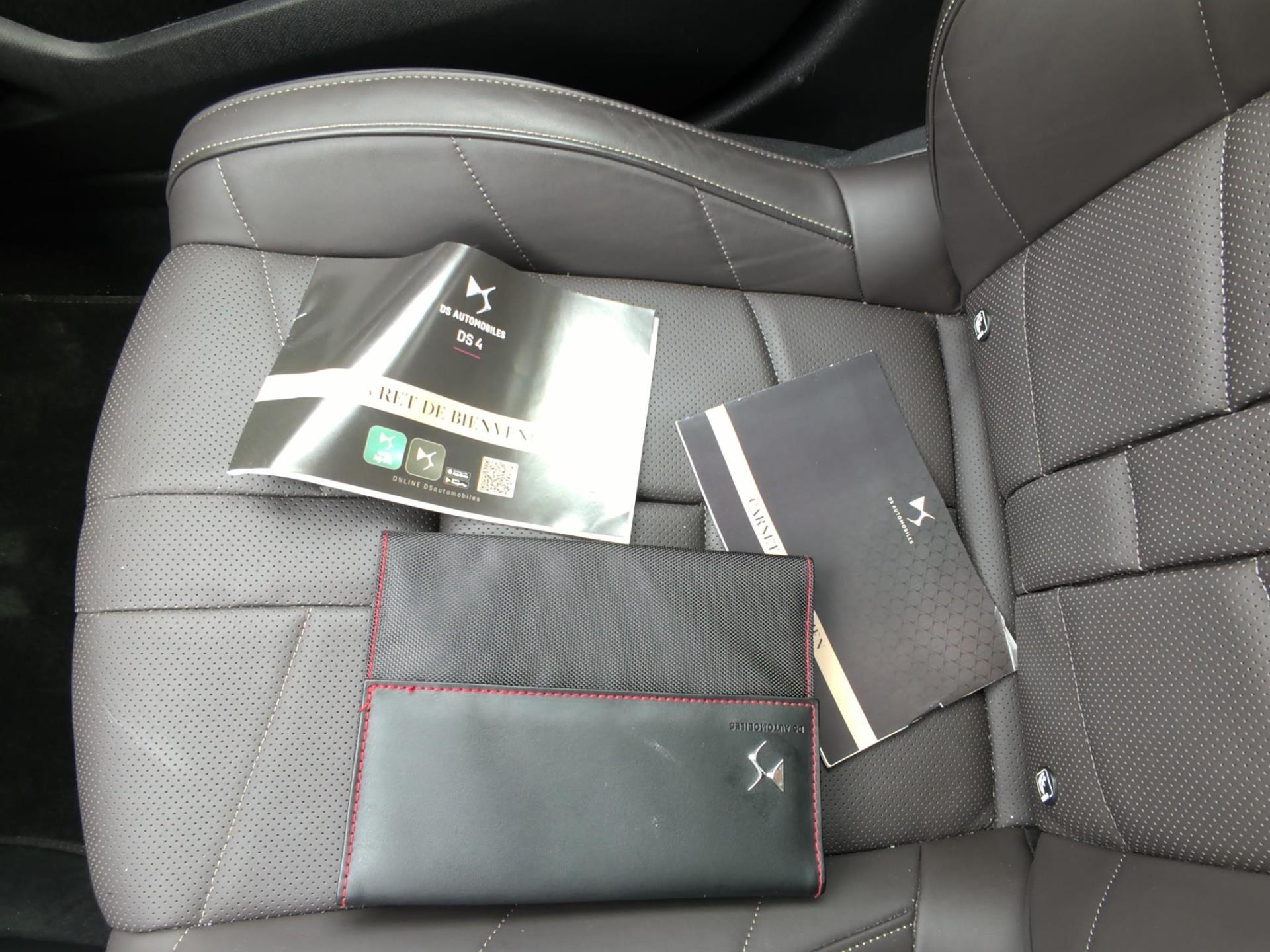 DS DS 4 Hybride E-Tense 225 EAT8 Cross Rivoli 2022