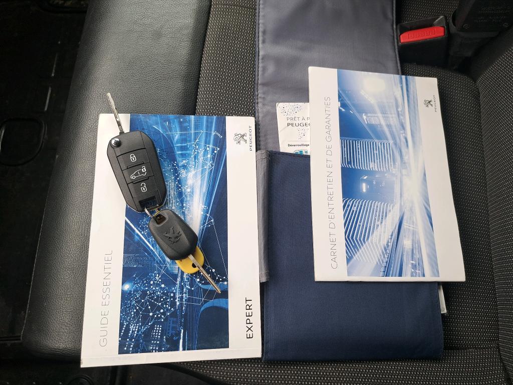 Peugeot EXPERT FGN TOLE STANDARD 2.0  BLUEHDI 120 S&S BVM6 PREMIUM 2018