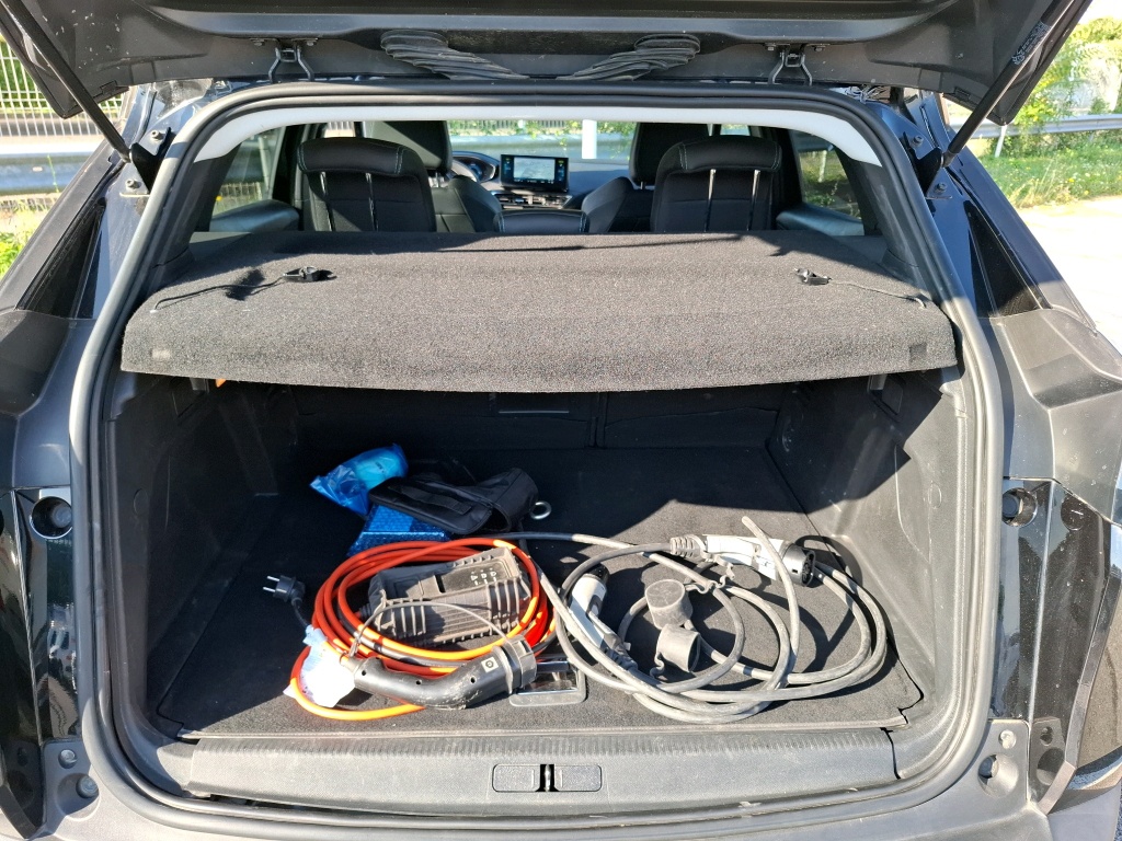 Peugeot 3008 Hybrid 225 e-EAT8 Allure 2022