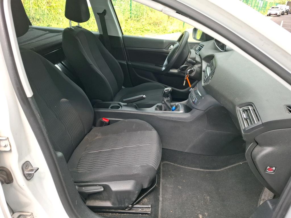 Peugeot 308 AFFAIRE 1.6 BLUEHDI 100 S&S BVM5 PREMIUM 2017