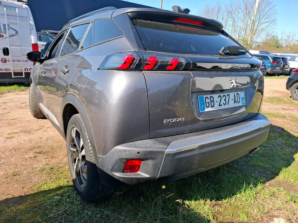 Peugeot 2008 II