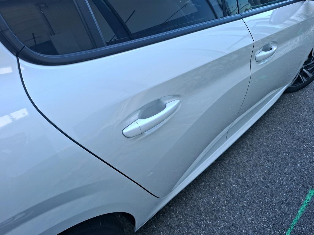 Peugeot 208 PureTech 100 S&S EAT8 Allure 2022