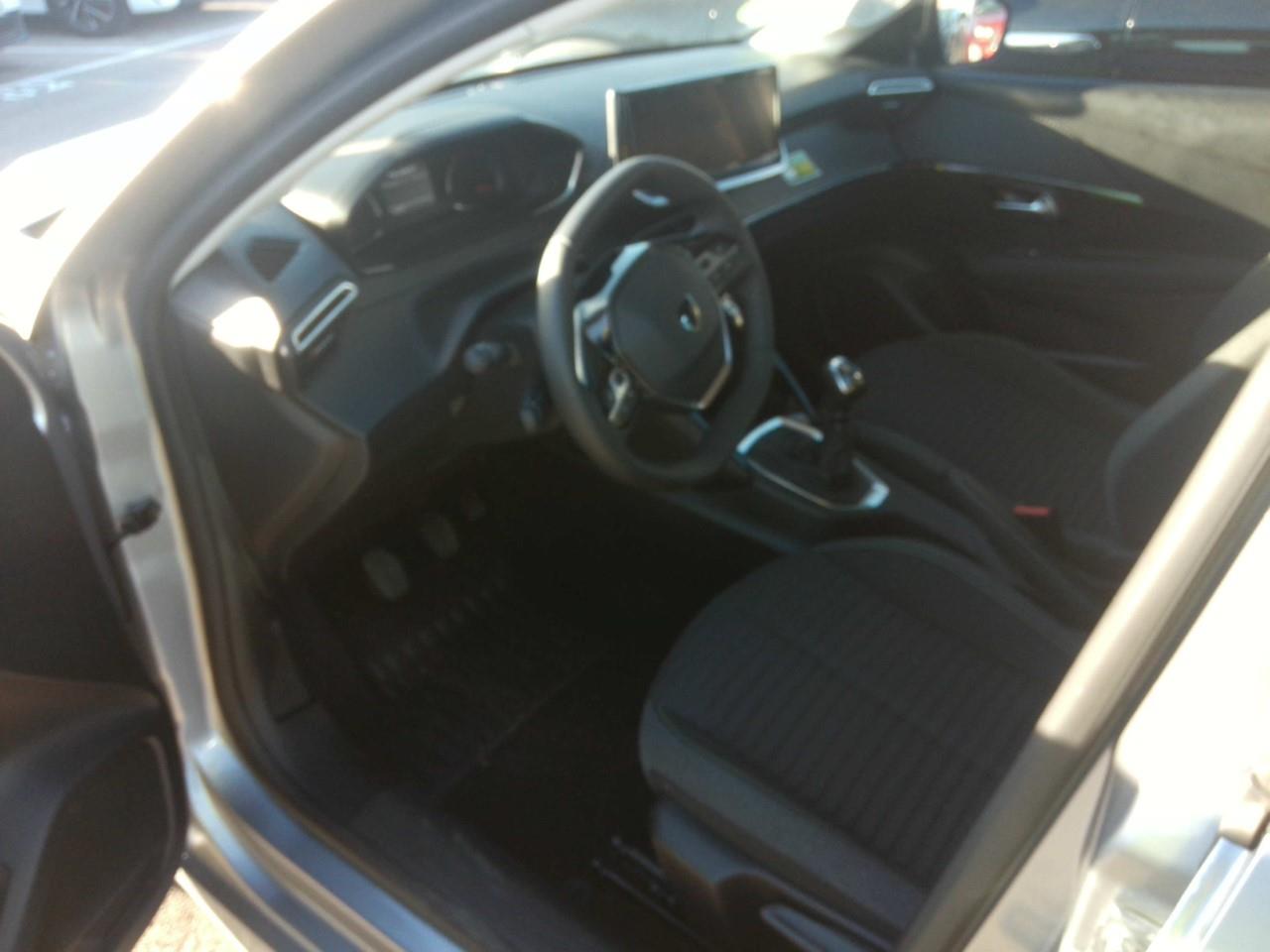 Foto Peugeot 208 3