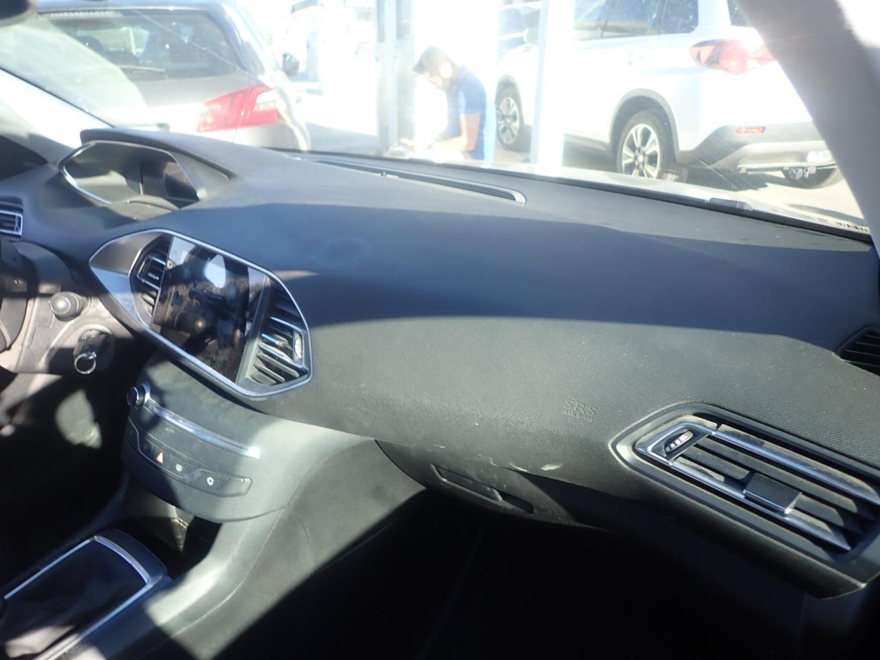 Foto Peugeot 308 9