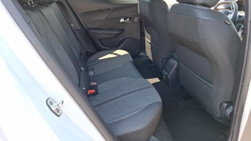 Foto Peugeot 2008 11