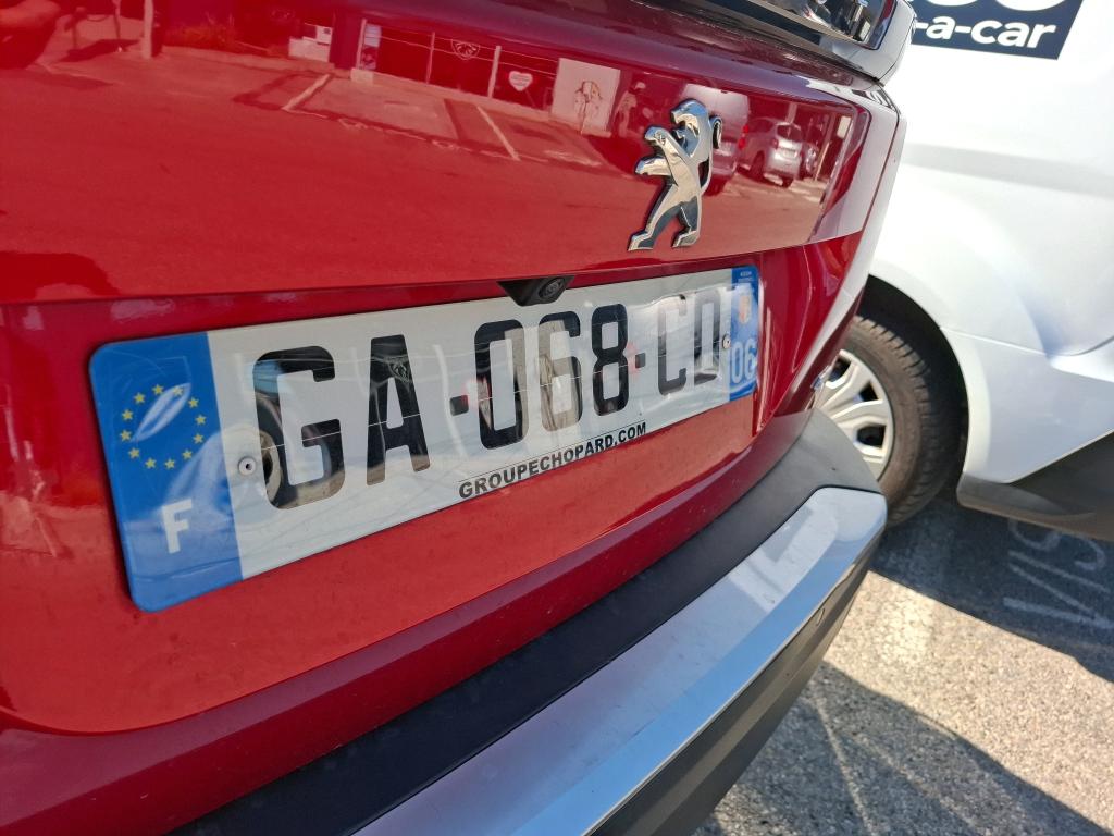 Peugeot 2008 BlueHDi 130 S&S EAT8 GT 2021