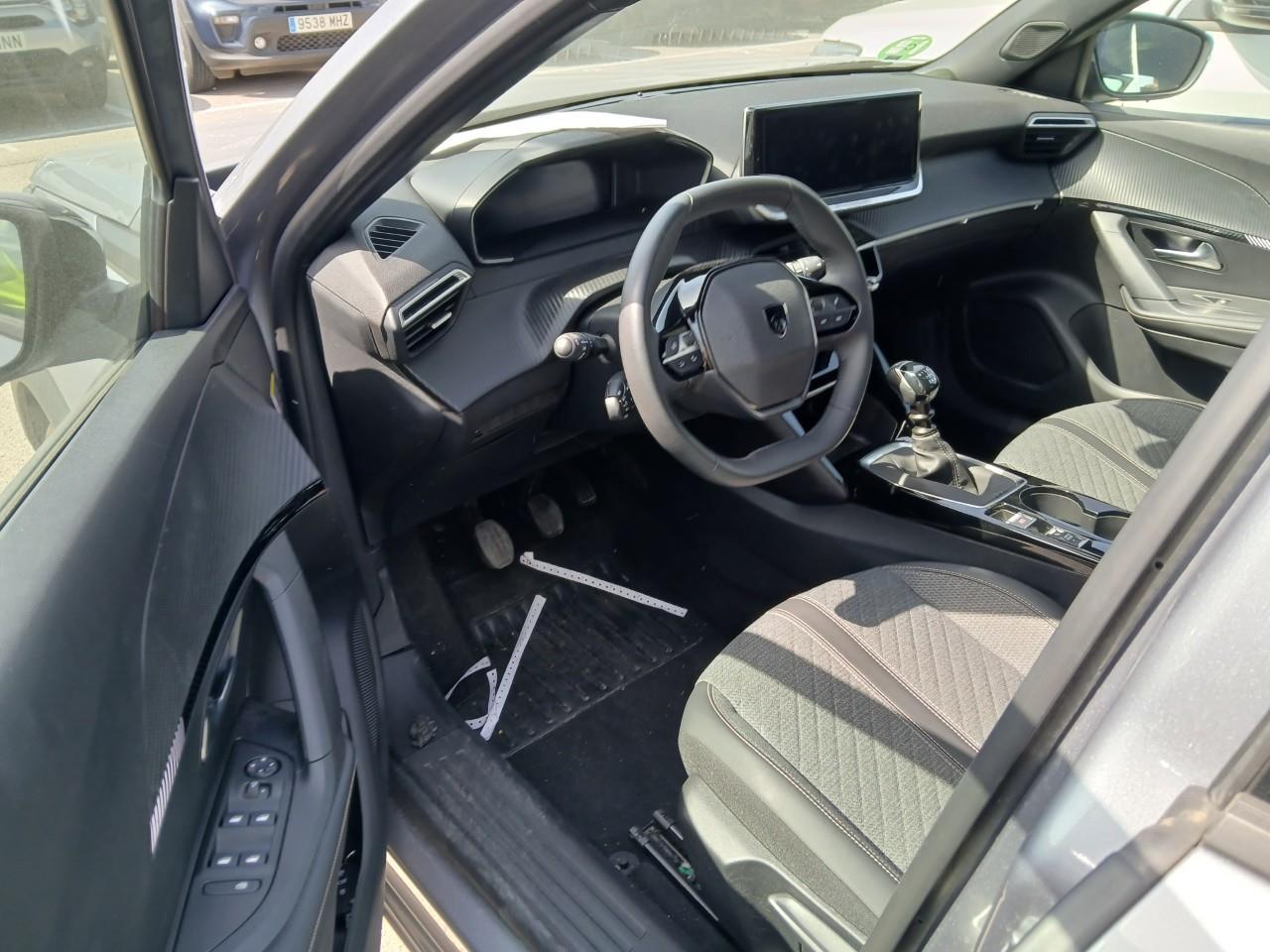 Foto Peugeot 2008 11
