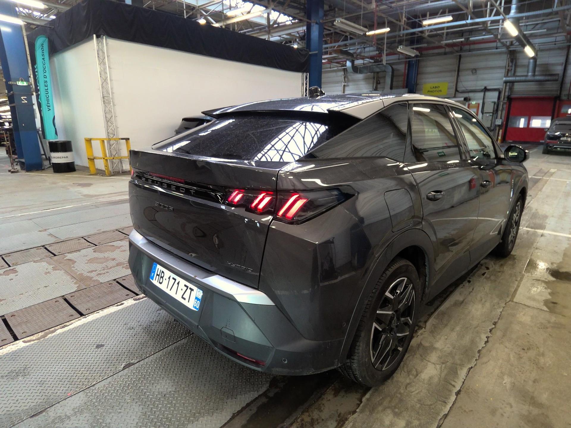 Peugeot 3008 Hybrid 136 e-DCS6 Allure 2025