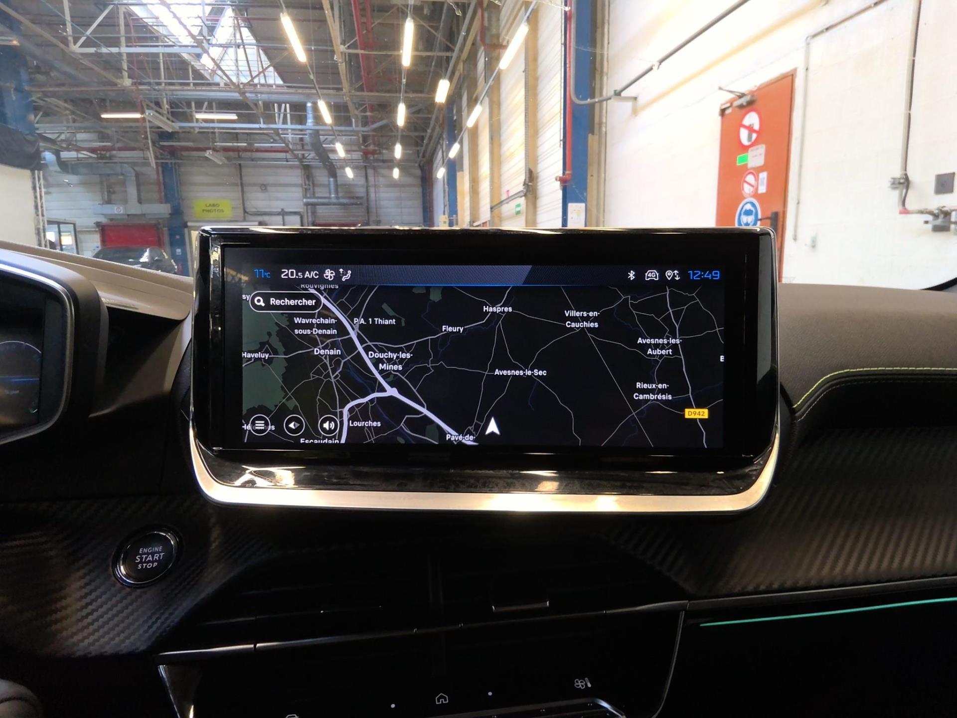 Peugeot 208 Hybrid 110 e-DCS6 GT 2025