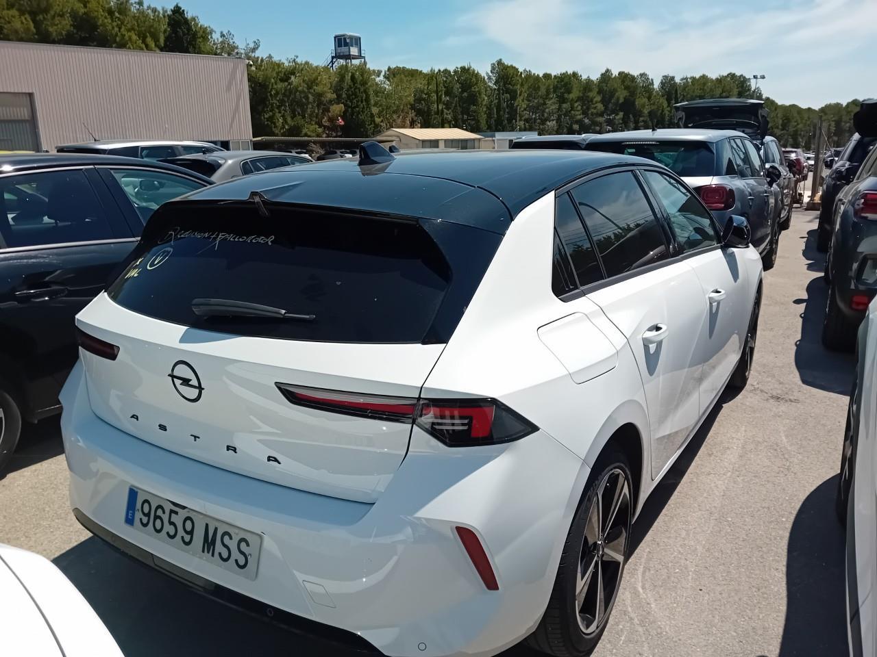 Foto Opel Astra 12